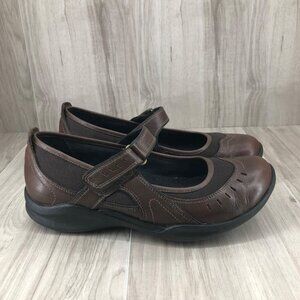 Clarks Mary Jane Shoes Womens 8.5M Wave Cruise Brown Leather Hook and Loop